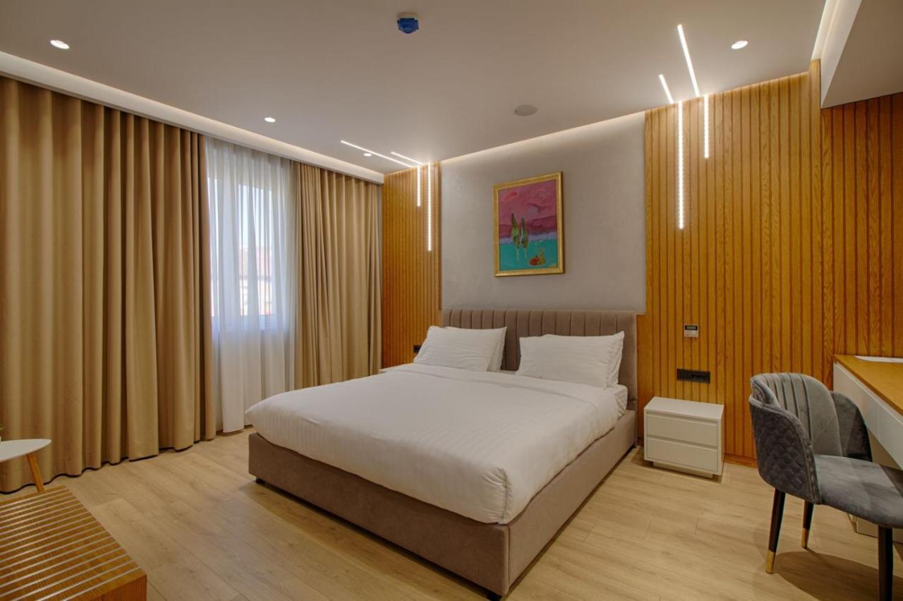 Primo Hotel Tiranë Luaran gambar